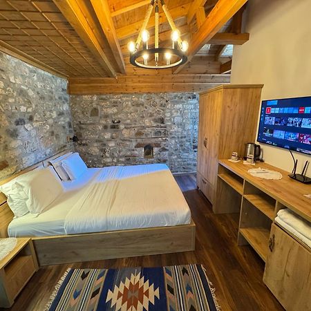Hotel Ansel Berat Bagian luar foto
