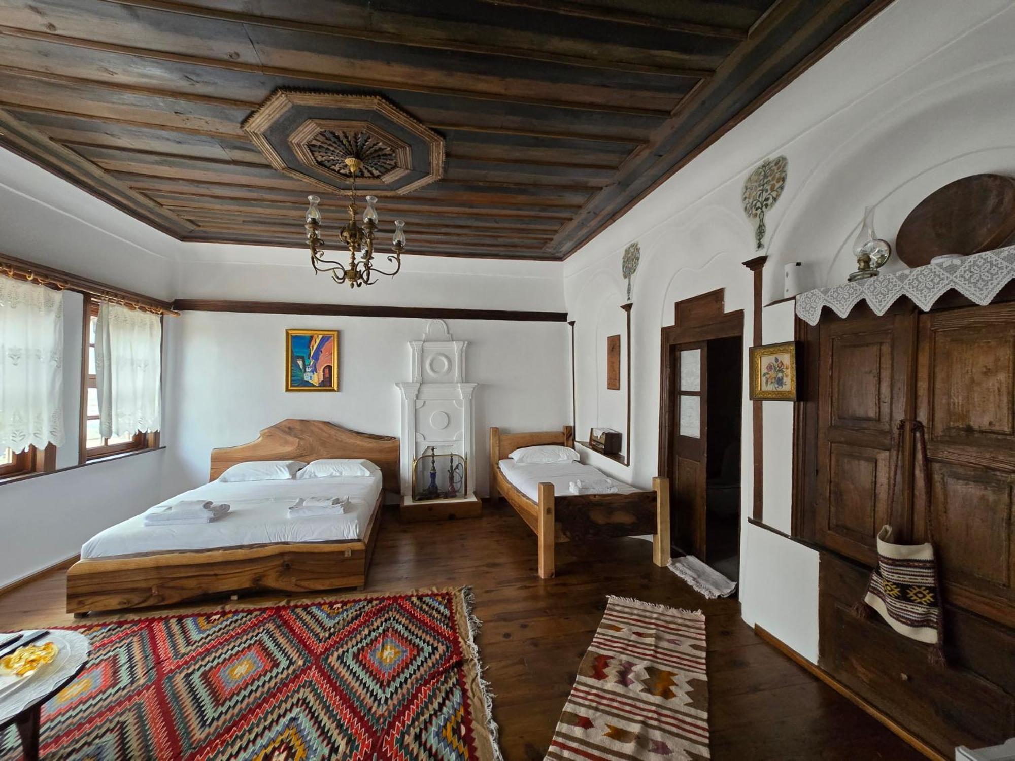 Hotel Ansel Berat Bagian luar foto