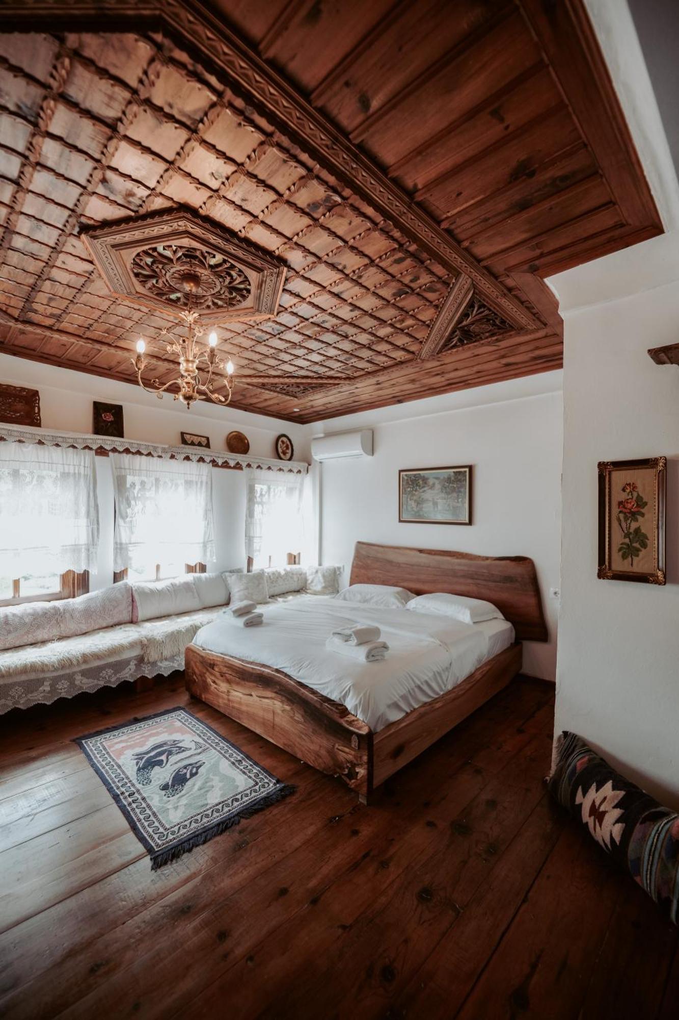 Hotel Ansel Berat Bagian luar foto